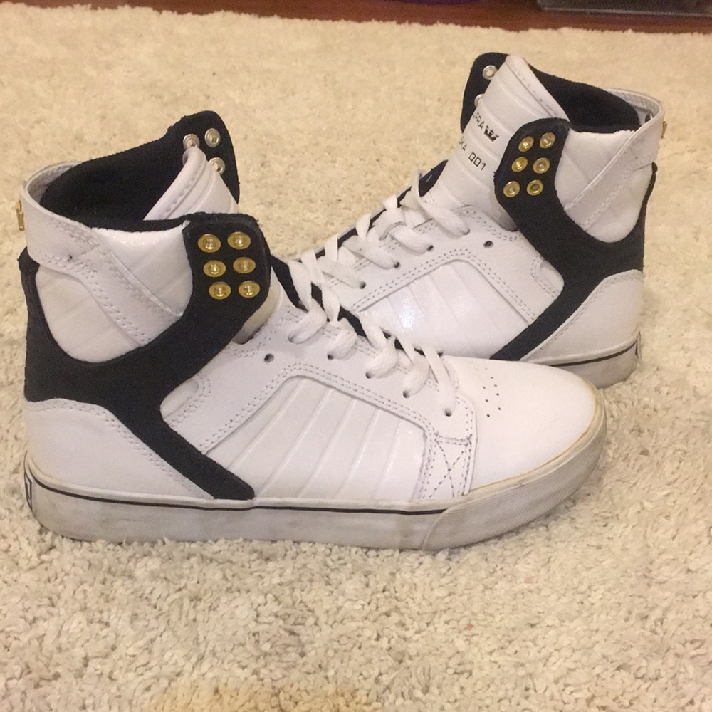 Supra Muska 001's